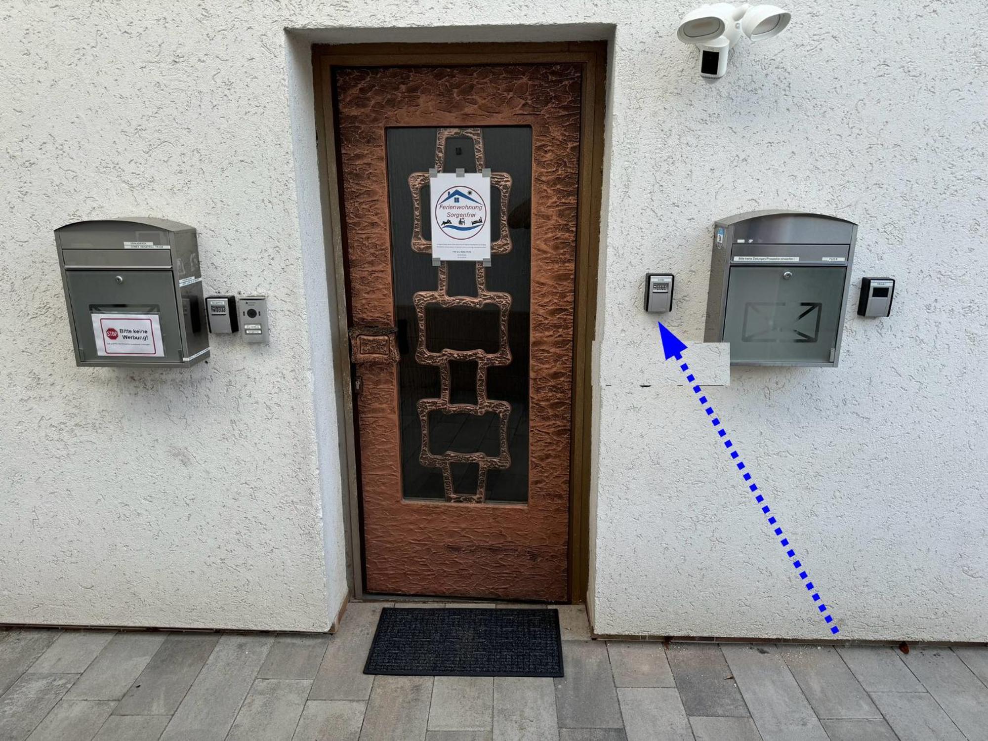 Ferienwohnung "Jumbo" In Coburg ! - 100Mq Im Og1 Mit Privatparkplatz & Balkon Exterior foto